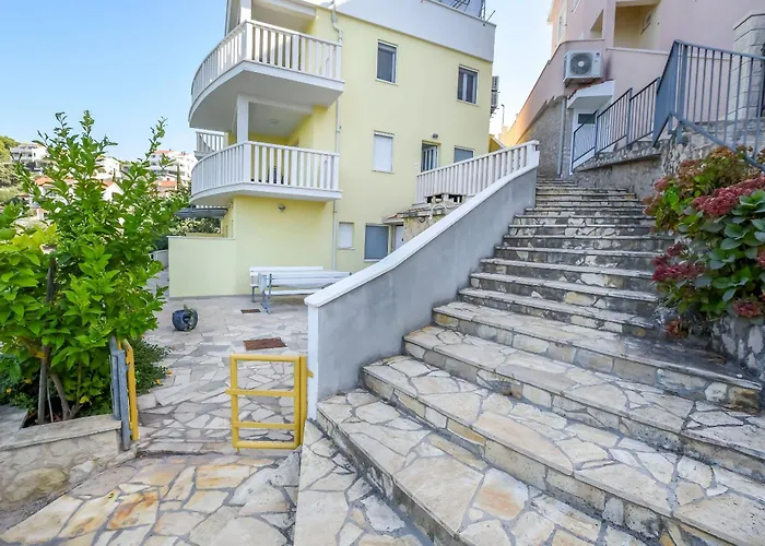Apartments Maja