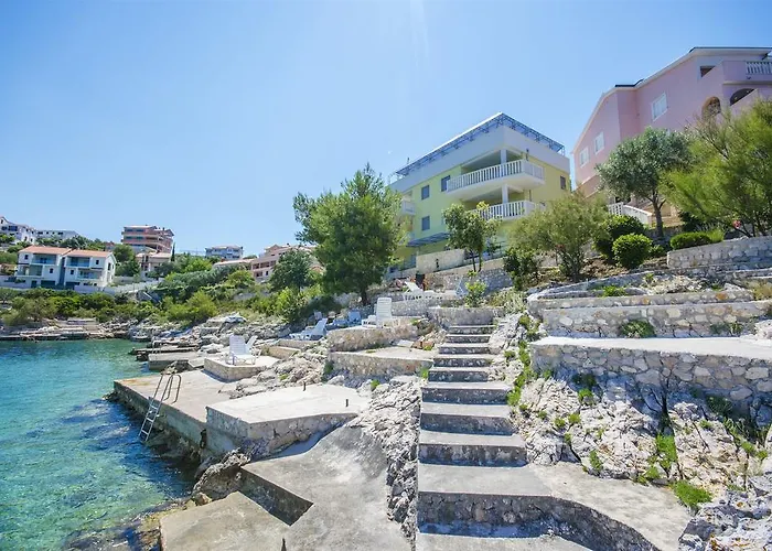 Apartments Maja