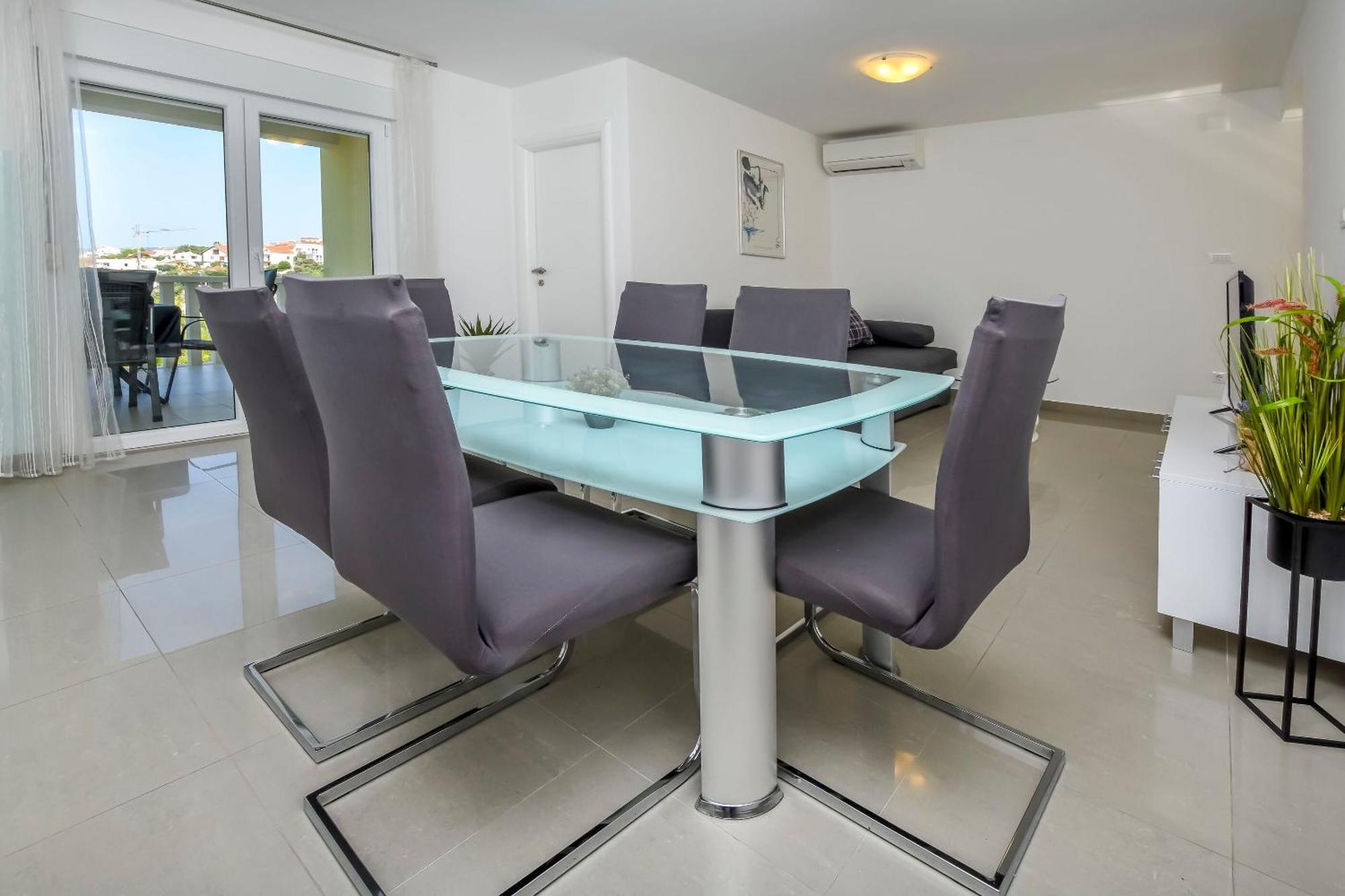 Apartment Maja Razanj